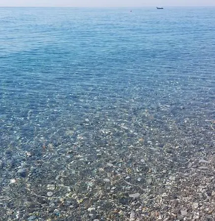 Appartamento I Puritani On The Beach Giardini Naxos Exterior photo